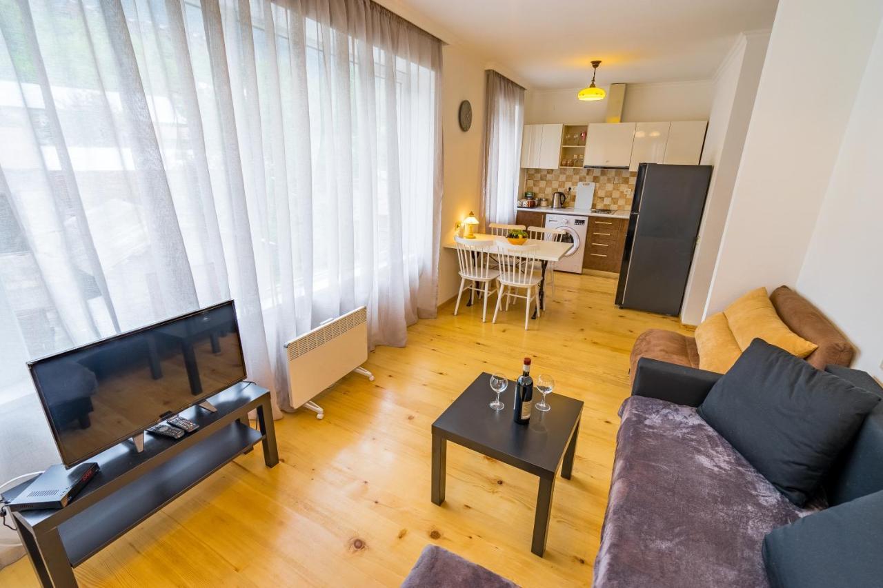 svaneti apartment's Mestia Buitenkant foto